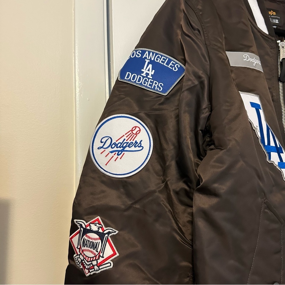 Alpha Industries New Era LA Dodgers MA-1 Bomber Jacket Men’s 2XL Burn Wood Brown - Picture 6 of 13